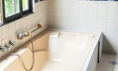 VENDO CASA EN LA FLORESTA