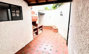 VENDO CASA EN LA FLORESTA