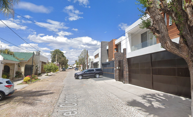 Venta de Casa en Remate Bancario, Col. Campestre, Aguascalientes, México