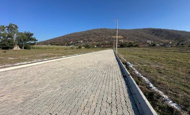 VENTA DE TERRENOS URBANIZADOS, ESCRITURADOS Y CON SERVICIOS EN AYALA, MOR.