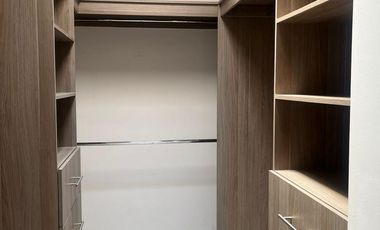 CASA EN RENTA LEON, GTO. CAPELLANIA RESIDENCIAL CERCA DE PUERTO INTERIOR