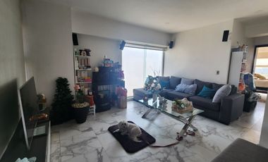 DEPA EN VENTA EN AV. SAN ANTONIO. EDIFICIO CON ALBERCA Y CANCHA DE PADEL