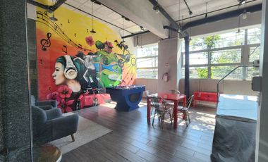 DEPA EN VENTA EN AV. SAN ANTONIO. EDIFICIO CON ALBERCA Y CANCHA DE PADEL