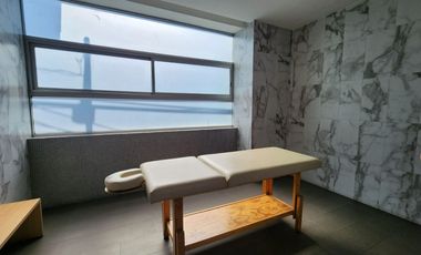 DEPA EN VENTA EN AV. SAN ANTONIO. EDIFICIO CON ALBERCA Y CANCHA DE PADEL