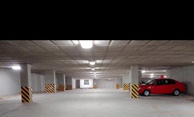 DEPA EN VENTA EN AV. SAN ANTONIO. EDIFICIO CON ALBERCA Y CANCHA DE PADEL