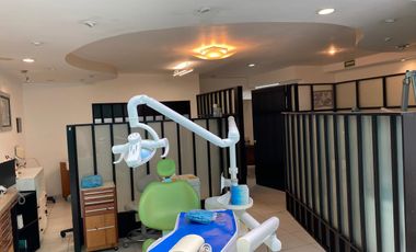 EN BLV. DE LAS MISIONES, SATÉLITE VENTA CON USO DE SUELO PARA CLÍNICA U OFICINAS