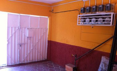 CASA muy espaciosa en excelente estado