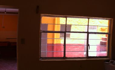 CASA muy espaciosa en excelente estado