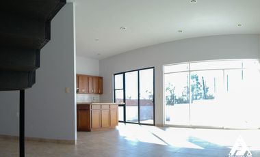 CASA EN RENTA o VENTA EN BOSQUES DEL REFUGIO DE 4 RECAMARAS!