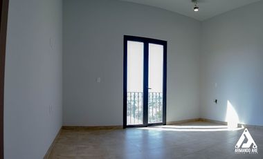 CASA EN RENTA o VENTA EN BOSQUES DEL REFUGIO DE 4 RECAMARAS!