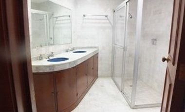 HERMOSA CASA