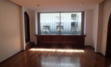 HERMOSA CASA