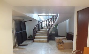 HERMOSA CASA