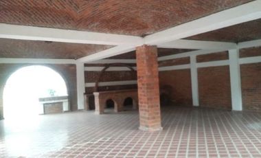 Propiedad en renta para escuela, centro de reuniones, está ubicado en lomas de Españita.