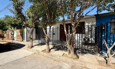 SAN FELIPE - VENDE CASA 4D 2B 2E VILLA LAS ACACIAS