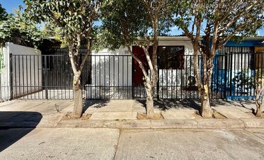 SAN FELIPE - VENDE CASA 4D 2B 2E VILLA LAS ACACIAS