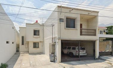 CASA EN SANTA CATARINA NUEVO LEON