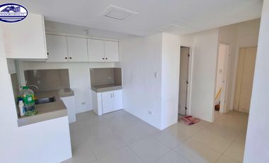 Spacious 6-Bedroom House & Lot
