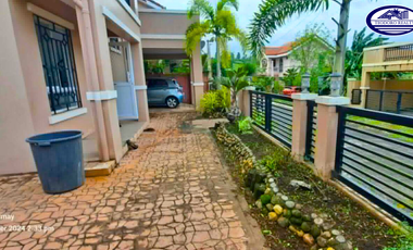 Spacious 6-Bedroom House & Lot
