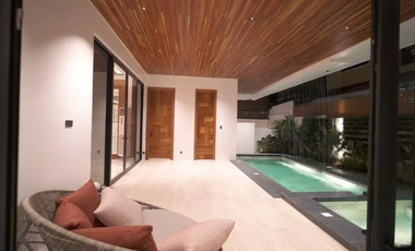 EXQUISITE LUXURY LIVING: 10-BEDROOM 10-CAR GARAGE GRAND ESTATE IN AYALA ALABANG VILLAGE