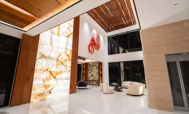 EXQUISITE LUXURY LIVING: 10-BEDROOM 10-CAR GARAGE GRAND ESTATE IN AYALA ALABANG VILLAGE