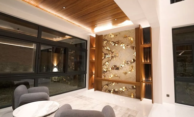 EXQUISITE LUXURY LIVING: 10-BEDROOM 10-CAR GARAGE GRAND ESTATE IN AYALA ALABANG VILLAGE
