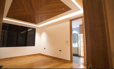EXQUISITE LUXURY LIVING: 10-BEDROOM 10-CAR GARAGE GRAND ESTATE IN AYALA ALABANG VILLAGE
