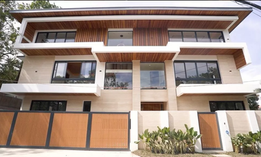 EXQUISITE LUXURY LIVING: 10-BEDROOM 10-CAR GARAGE GRAND ESTATE IN AYALA ALABANG VILLAGE