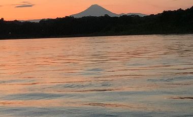 HOSTERIA DE VENTA A ORILLAS DE RIO NAPO DE OPORTUNIDAD