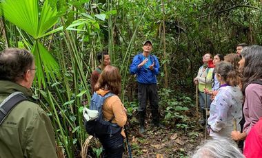 HOSTERIA DE VENTA A ORILLAS DE RIO NAPO DE OPORTUNIDAD