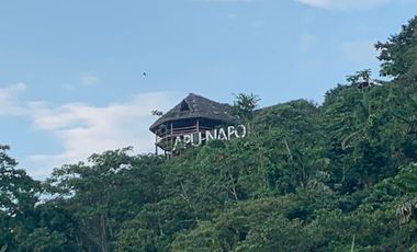 HOSTERIA DE VENTA A ORILLAS DE RIO NAPO DE OPORTUNIDAD