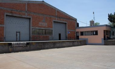 En zona industrial de SLPotosi Nave industrial en VENTA toda o en 2 partes