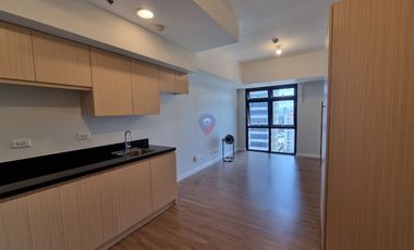 PORTICO TRAVERTINE 3BR UNIT FOR SALE