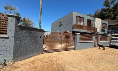 SAN SEBASTIAN- CASA DE 160 mT2 ADEMAS 6 CABAÑAS EQUIPADISIMAS FUNCIONANDO. OPORTUNIDAD.