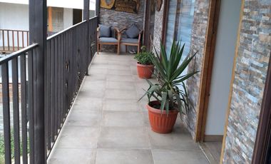 SAN SEBASTIAN- CASA DE 160 mT2 ADEMAS 6 CABAÑAS EQUIPADISIMAS FUNCIONANDO. OPORTUNIDAD.