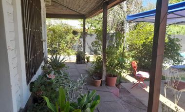 Casa con terreno Miraflores 653