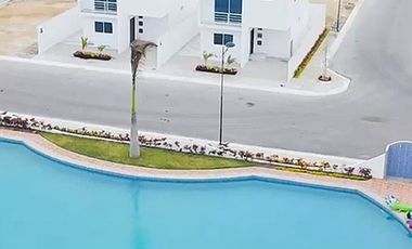 HERMOSA CASA EN PUNTA CARNERO