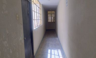 VENTA DE CASA CON VALOR DE TERRENO- EN PLENO CENTRO DE PIURA