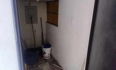 VENTA DE CASA CON VALOR DE TERRENO- EN PLENO CENTRO DE PIURA