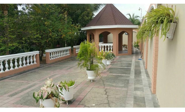 Casa en Venta en Samborondon, Urb. Biblos, Guayaquil, Ecuador