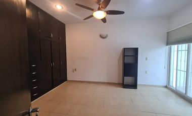 CASA EN RENTA RESIDENCIAL EL COUNTRY