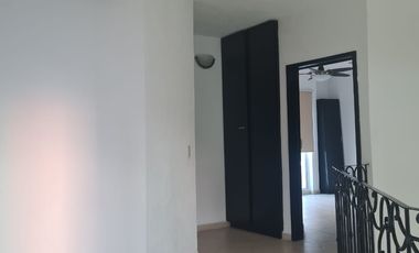CASA EN RENTA RESIDENCIAL EL COUNTRY