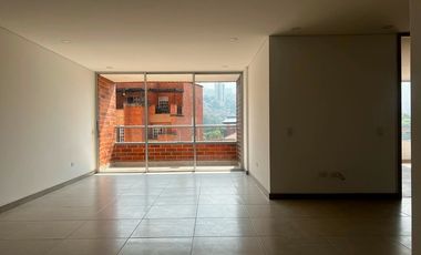 47881 Apartamento en arriendo en el sector Pontevedra, Envigado