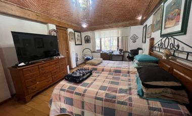 En venta, casa en el Club de Golf Los Encinos