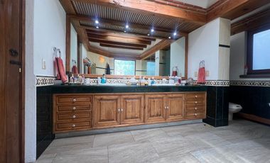 En venta, casa en el Club de Golf Los Encinos