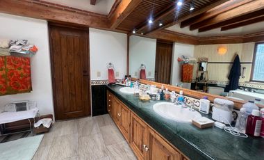 En venta, casa en el Club de Golf Los Encinos