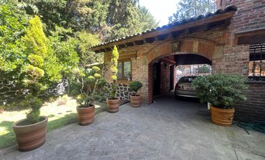 En venta, casa en el Club de Golf Los Encinos