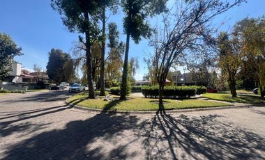 En venta, casa en el Club de Golf Los Encinos