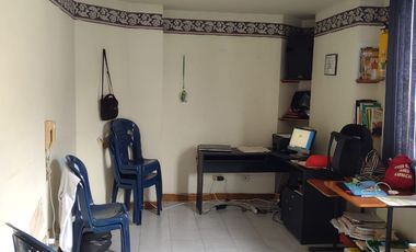 Oficina para la venta en el centro de Pereira