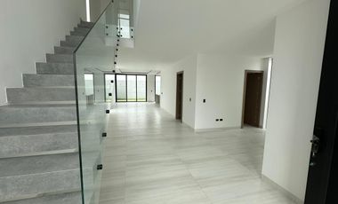 Casa de venta, sector Samborondón en Isla celeste